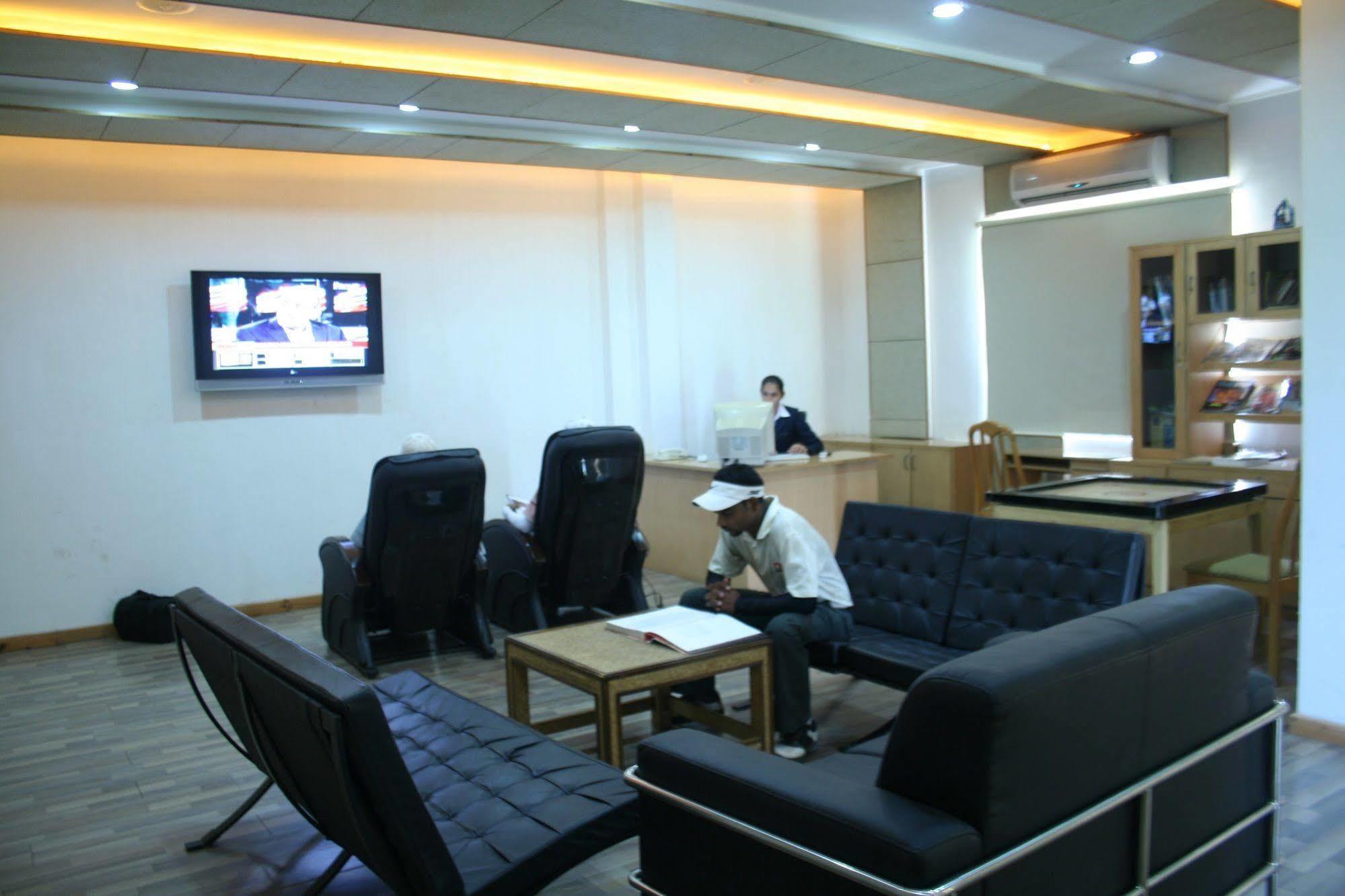 מלון Cambay Sapphire, גנדהינאגר מראה חיצוני תמונה